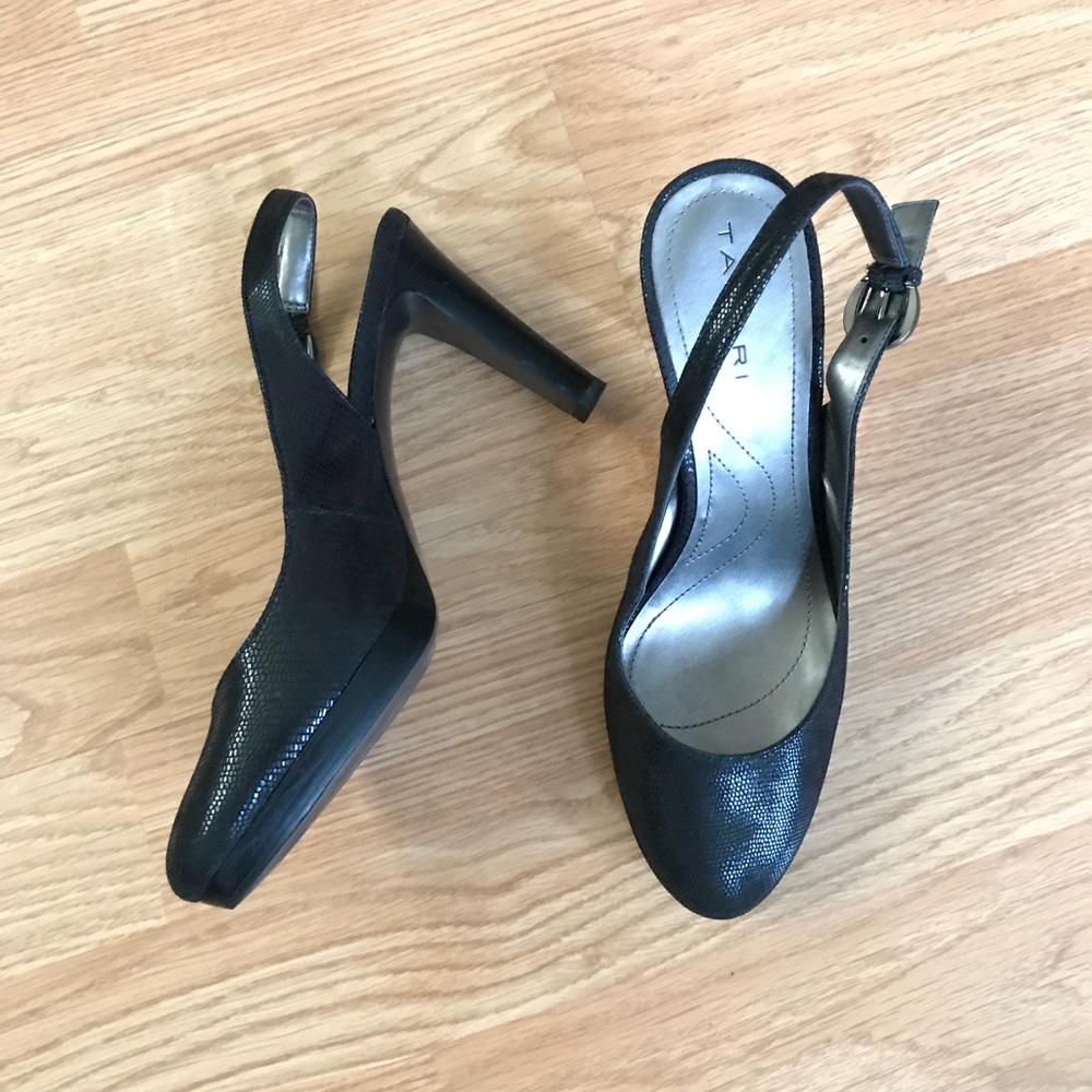 Tahari Carolyn Slingback Pump